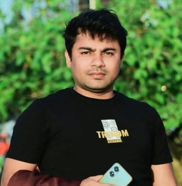 Jamil, 33, Uychi