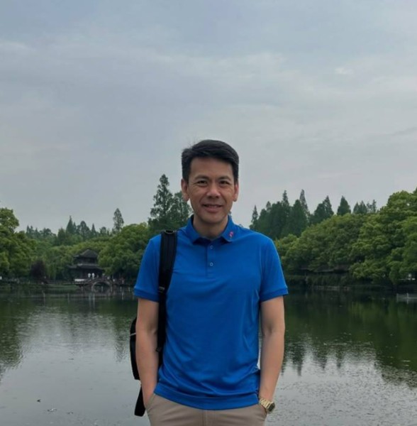 wen, 43, Sirdala