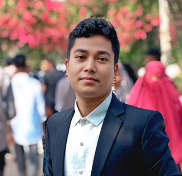 Dipto, 27, Delhi