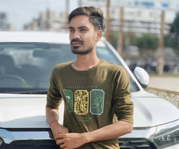 Dharmesh, 23, Punta Umbra
