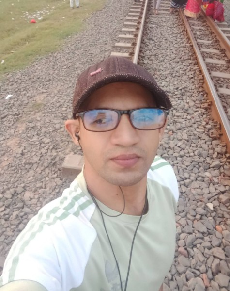tanvir, 34, Davidson