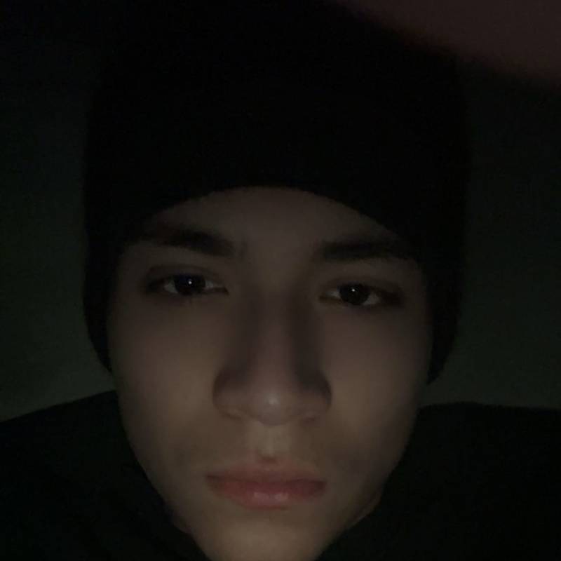 Cruz, 19, Ekibastuz