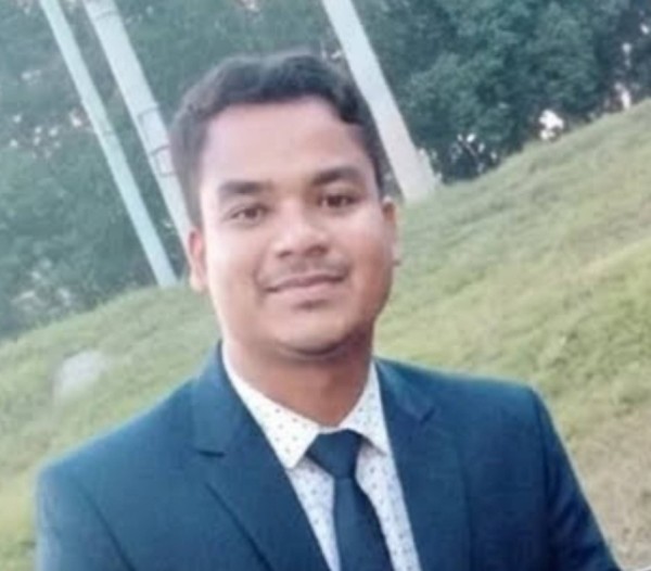 ESHAN, 38, Dallas