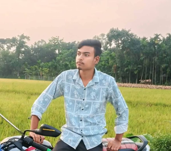 MD Bayezid hasan, 19, Paipa