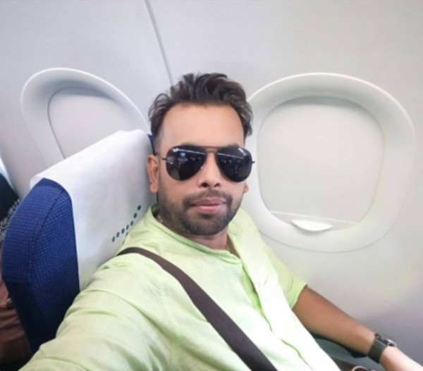 Raj, 43, Vigo