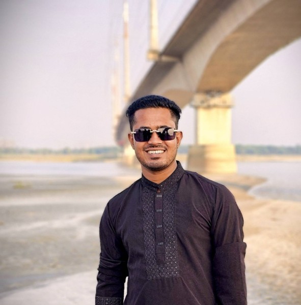 Robiul, 27, Bangladesh
