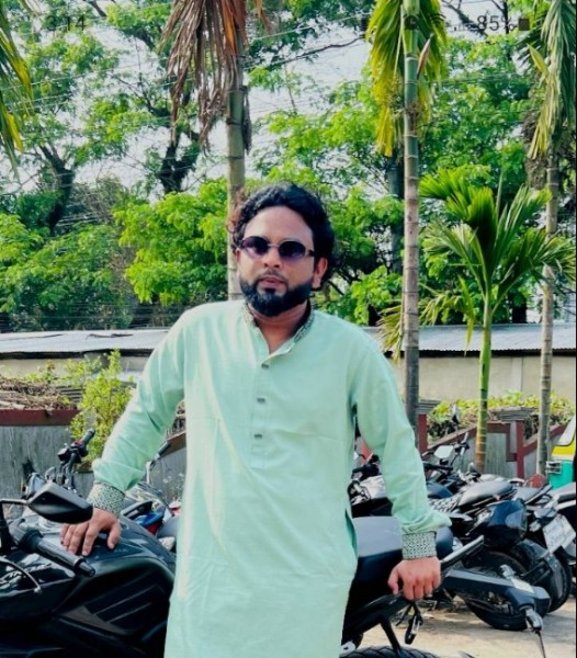 Alom, 25, Saarwellingen