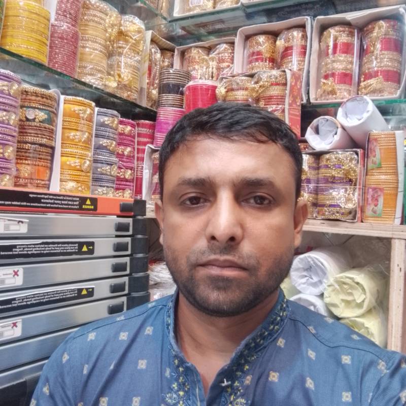 jakir, 28, Kachnar