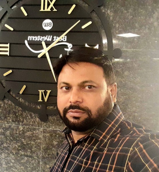 Akbar Hossain, 38, Sorada