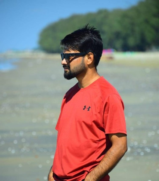 Md Al-Almin, 33, Gravata