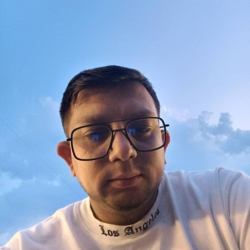 Tuhen, 29, Uruguaiana