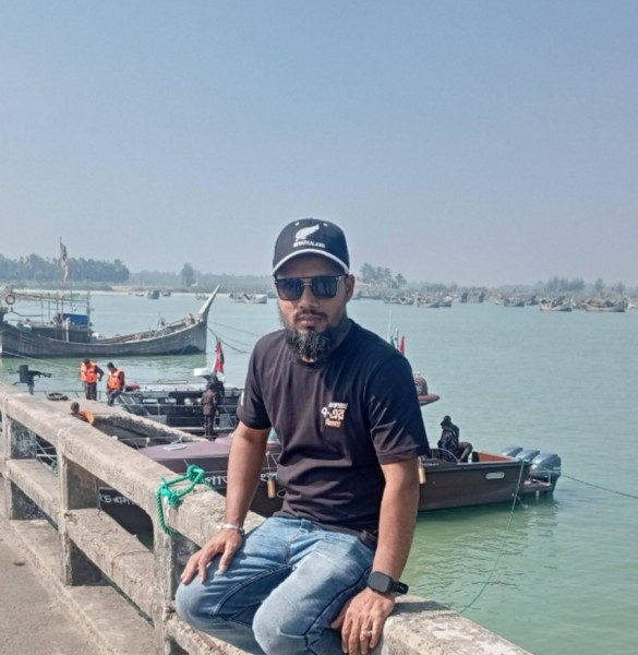 Alamgir Hossain, 31, Turquie