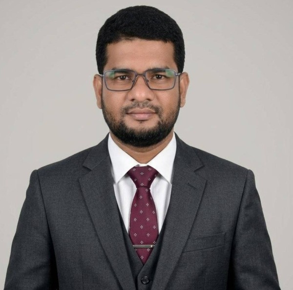AKTER HOSSAIN, 34, Leon