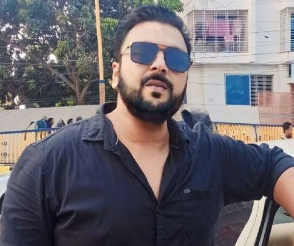 raj, 31, Bakal