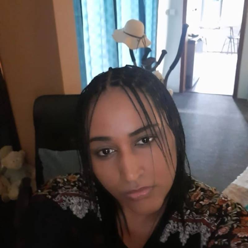 Mona Barbie, 31, Cypress Gardens