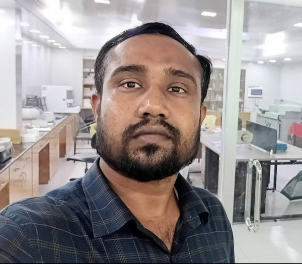 Reza, 37, Beja
