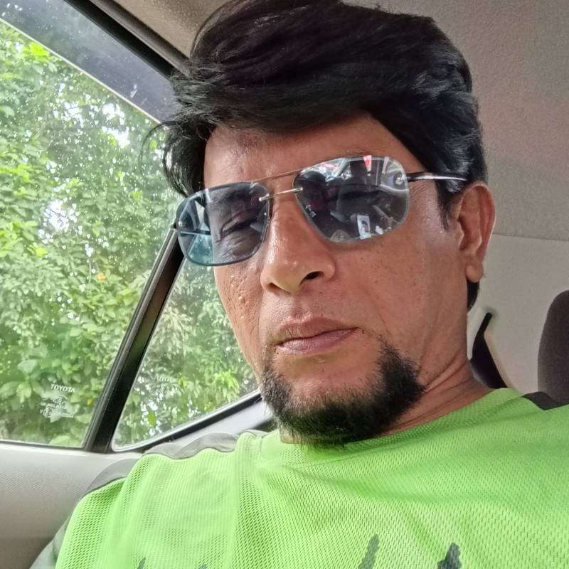 Fayjal, 41, Thousand Oaks
