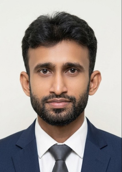 Sheikh, 32, Alicia