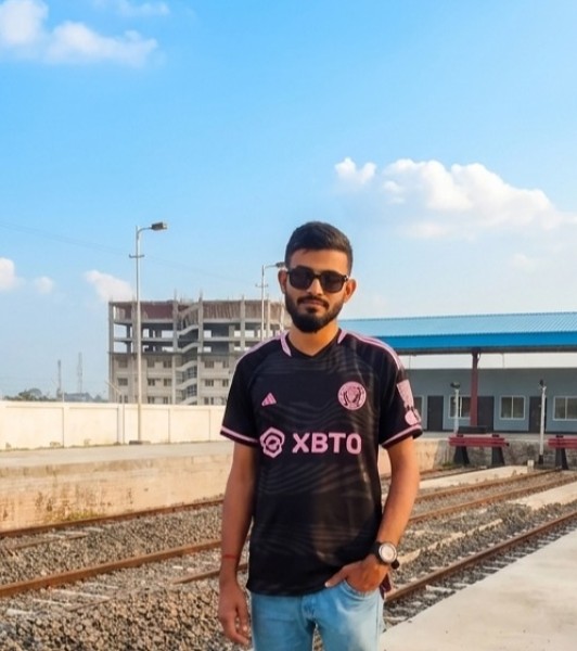 Subrata Majumder, 31, La Victoria
