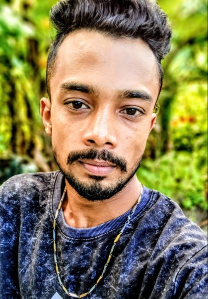 Arif, 23, Maaseik