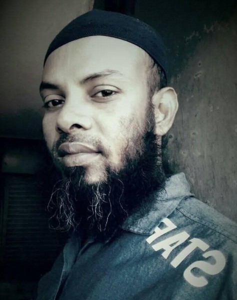 Milon, 38, Berkenhead