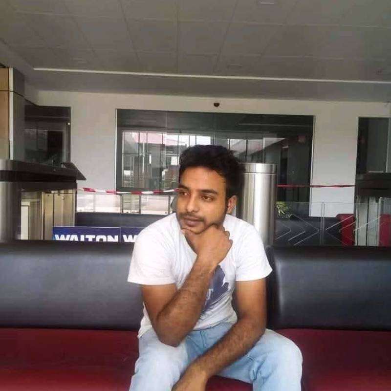 Razib, 30, Bodoc