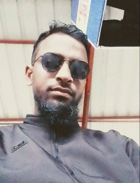 MD Ruman, 18, Groenkneten