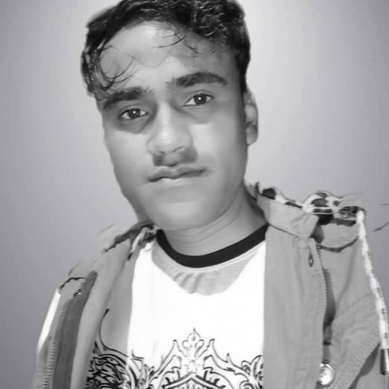 Akash, 31, Tucuru