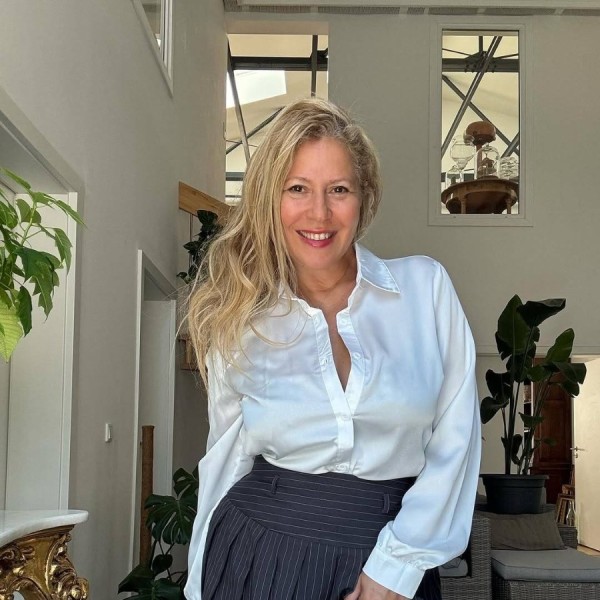 AstaFridasen61918 dating