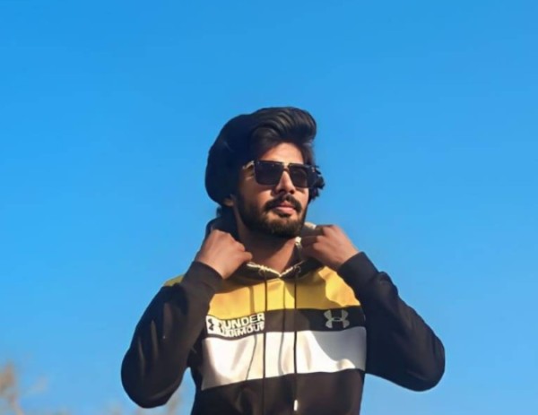 Adnan43292 dating