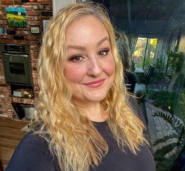 Ivana12026 dating